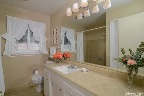 6069 Northcrest Cir, Carmichael, CA 95608 photo 17