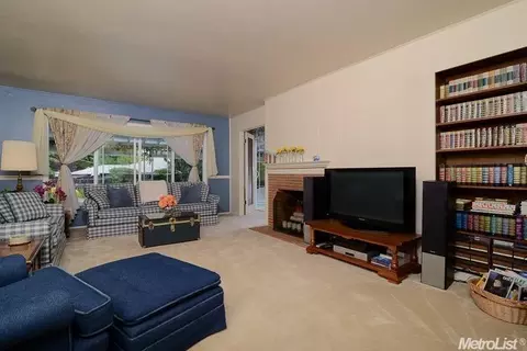6069 Northcrest Cir, Carmichael, CA 95608 photo 6