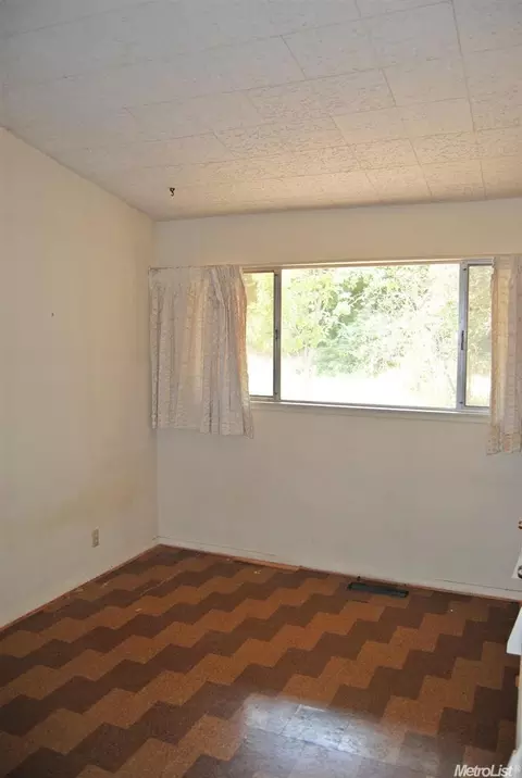 6741 Lakeview Dr, Carmichael, CA 95608 photo 17