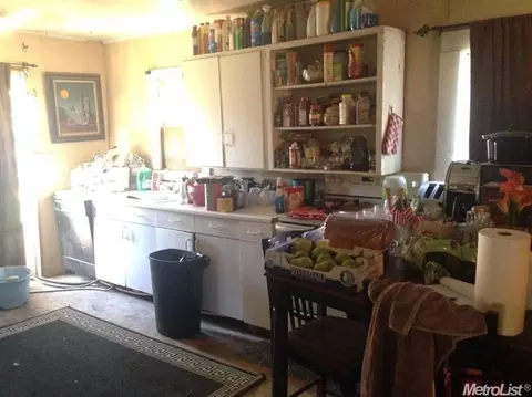 1467 E Alexander Ave, Merced, CA 95340 photo 4