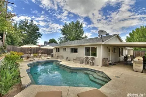 6126 Sylvester Way, Carmichael, CA 95608 photo 2