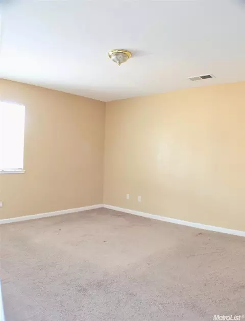 3912 Gatesville Ave, Modesto, CA 95357 photo 11