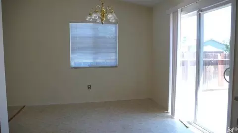 570 Monique Ct, Merced, CA 95341 photo 4