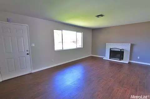 1910 Alegre Dr, Tracy, CA 95376 photo 10