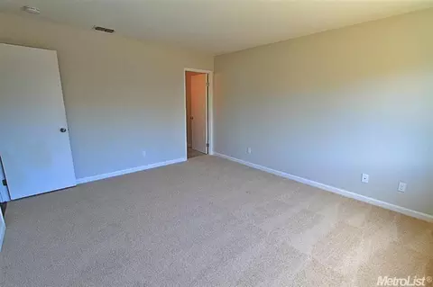 1910 Alegre Dr, Tracy, CA 95376 photo 14