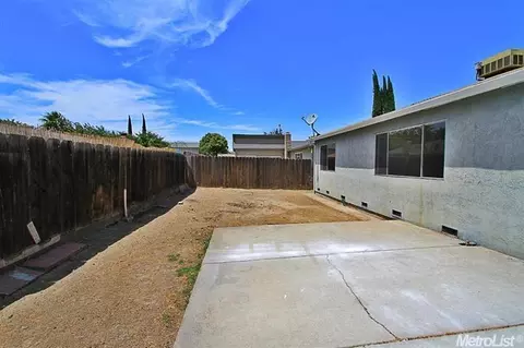 1910 Alegre Dr, Tracy, CA 95376 photo 18