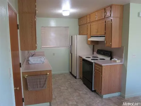 1003 L St, Davis, CA 95616 photo 4