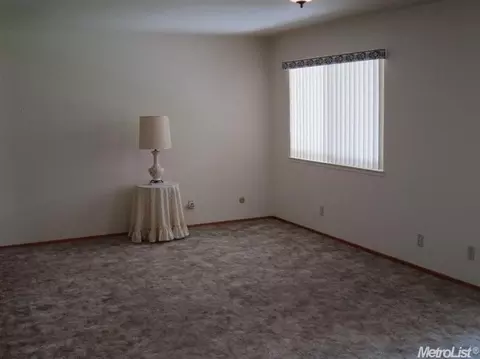 1003 L St, Davis, CA 95616 photo 6