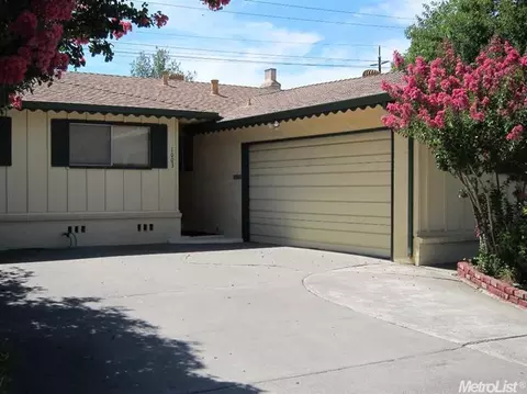1003 L St, Davis, CA 95616 photo 2