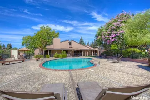 8907 Cliffside Ln, Fair Oaks, CA 95628 photo 21