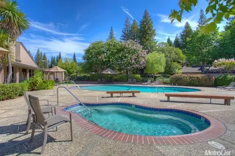 8907 Cliffside Ln, Fair Oaks, CA 95628 photo 22