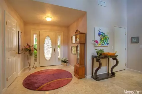 8907 Cliffside Ln, Fair Oaks, CA 95628 photo 18