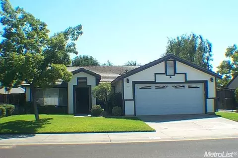 189 Sparrow Dr, Galt, CA 95632 photo 1