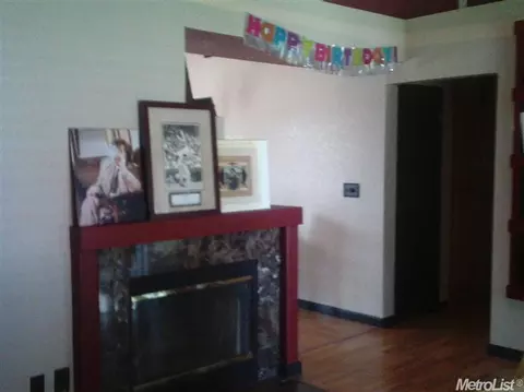 189 Sparrow Dr, Galt, CA 95632 photo 3