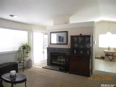 935 Pinecrest Ct, Lathrop, CA 95330 photo 3