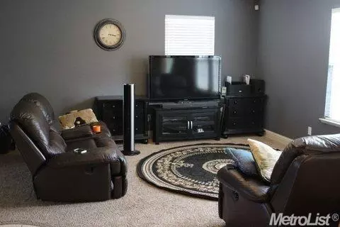 1297 Sunup Dr, Merced, CA 95348 photo 6