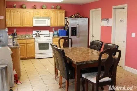 1297 Sunup Dr, Merced, CA 95348 photo 5