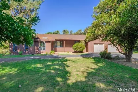 27290 Willowbank Rd, Davis, CA 95618 photo 1