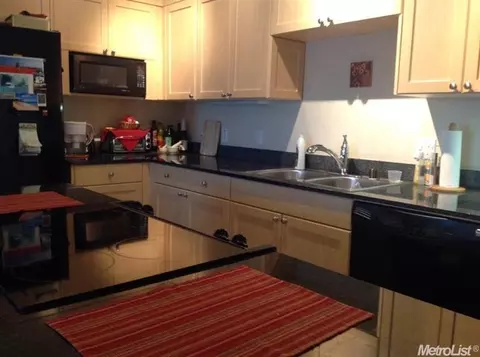 1818 Moore Blvd #202, Davis, CA 95618 photo 5