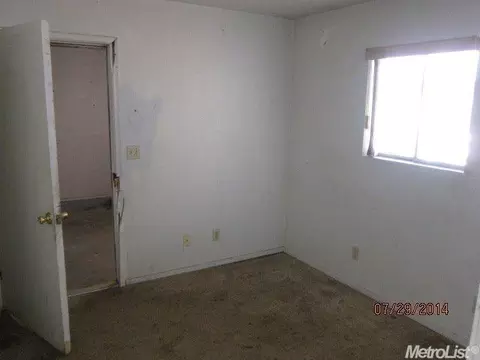 1105 Marlow St, Modesto, CA 95351 photo 7