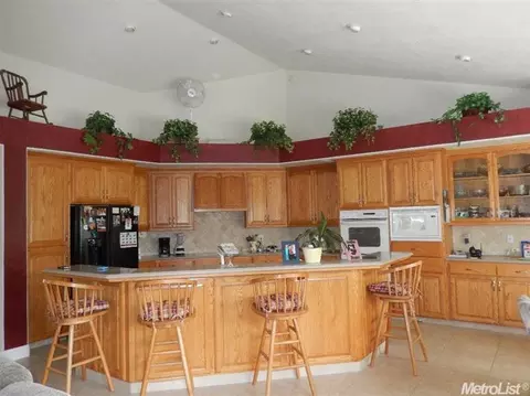 570 Springcreek Pl, Manteca, CA 95337 photo 7