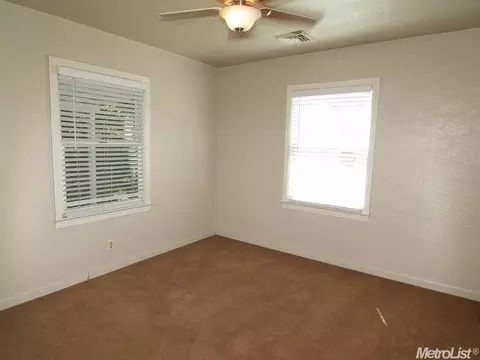 2012 Haddon Ave, Modesto, CA 95354 photo 11