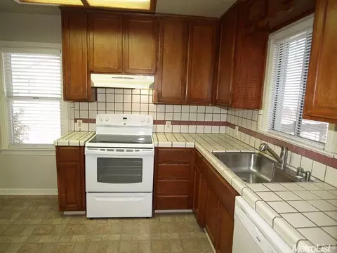 2012 Haddon Ave, Modesto, CA 95354 photo 9