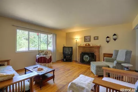 4225 Marshall Ave, Carmichael, CA 95608 photo 2