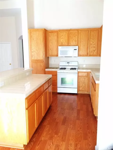712 Elyar Mountain Ct, Newman, CA 95360 photo 3