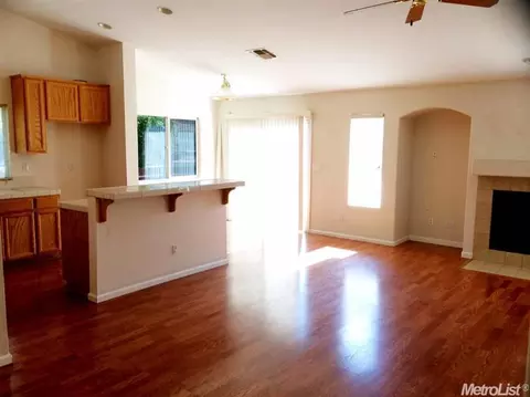 712 Elyar Mountain Ct, Newman, CA 95360 photo 5