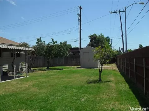 1275 S Sunset Dr, Lodi, CA 95240 photo 13
