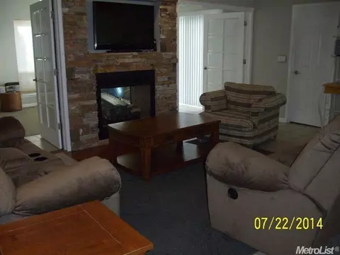 3901 Beyer Park Dr, Modesto, CA 95355 photo 9