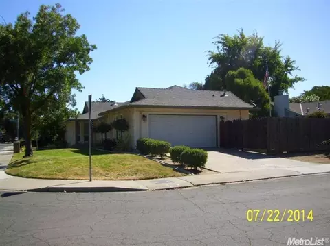 3901 Beyer Park Dr, Modesto, CA 95355 photo 4