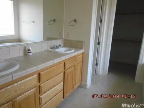 1075 Limestone Dr, Folsom, CA 95630 photo 10