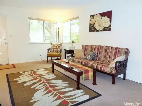 2731 Bidwell St #2, Davis, CA 95618 photo 3