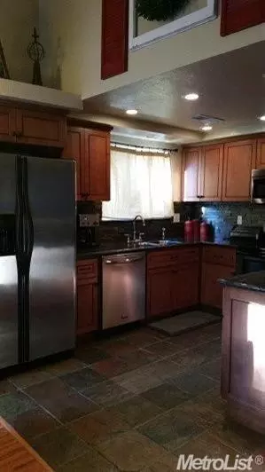 1209 Diablo Ave, Modesto, CA 95358 photo 3