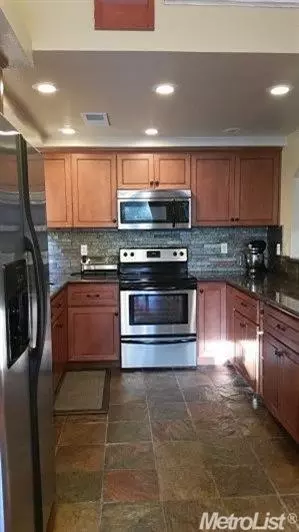 1209 Diablo Ave, Modesto, CA 95358 photo 2