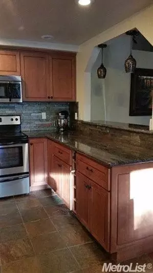 1209 Diablo Ave, Modesto, CA 95358 photo 4