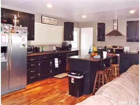 2424 Yosemite, Merced, CA 95340 photo 5