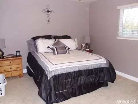 2424 Yosemite, Merced, CA 95340 photo 9