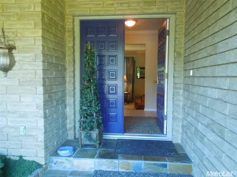 3105 Williamsburg Way, Modesto, CA 95355 photo 3