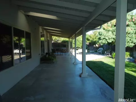3105 Williamsburg Way, Modesto, CA 95355 photo 18