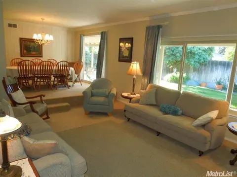 3105 Williamsburg Way, Modesto, CA 95355 photo 5