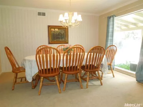 3105 Williamsburg Way, Modesto, CA 95355 photo 7