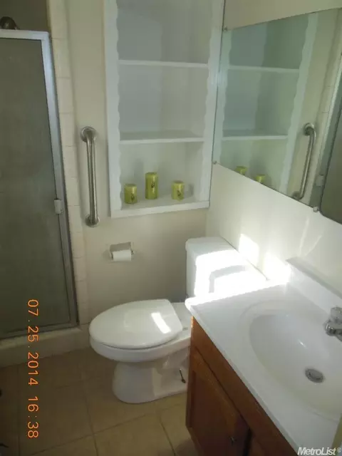 1720 Shirley St, Merced, CA 95341 photo 3
