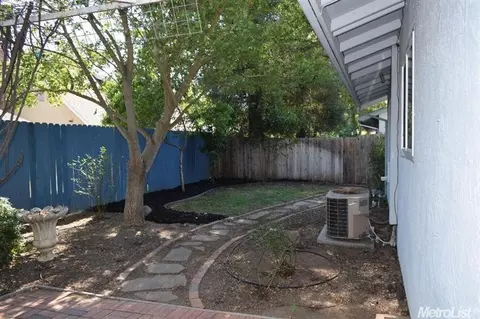 2704 Hatteras Pl, Davis, CA 95616 photo 9