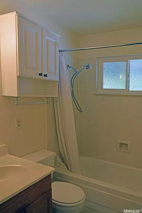 2704 Hatteras Pl, Davis, CA 95616 photo 7