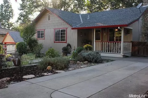 865 Cottage St, Placerville, CA 95667 photo 1