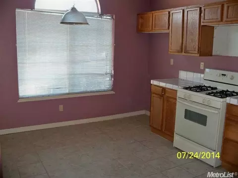 203 Cinnamon Dr, Galt, CA 95632 photo 8