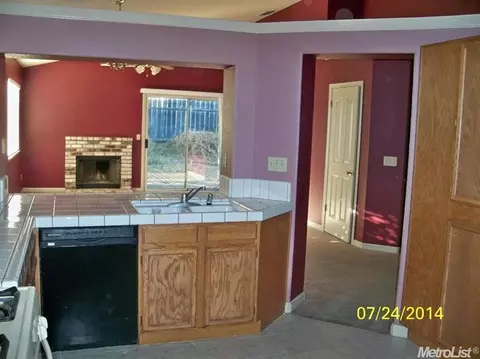 203 Cinnamon Dr, Galt, CA 95632 photo 9